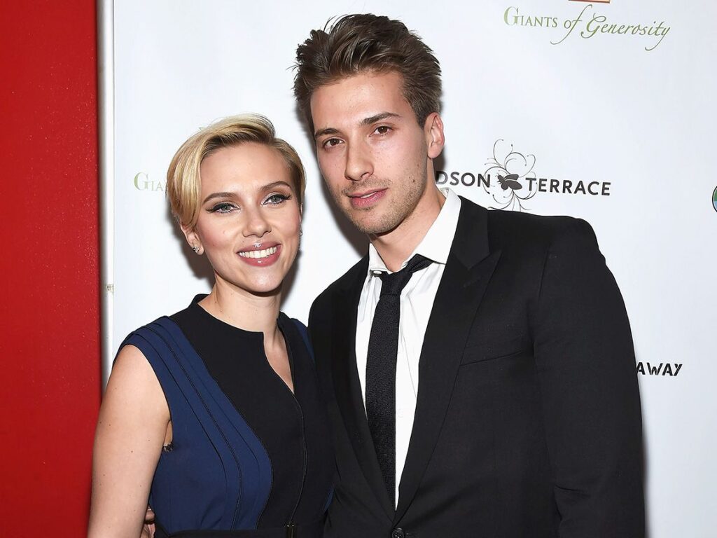 celebrity Twins Hunter and Scarlett Johansson