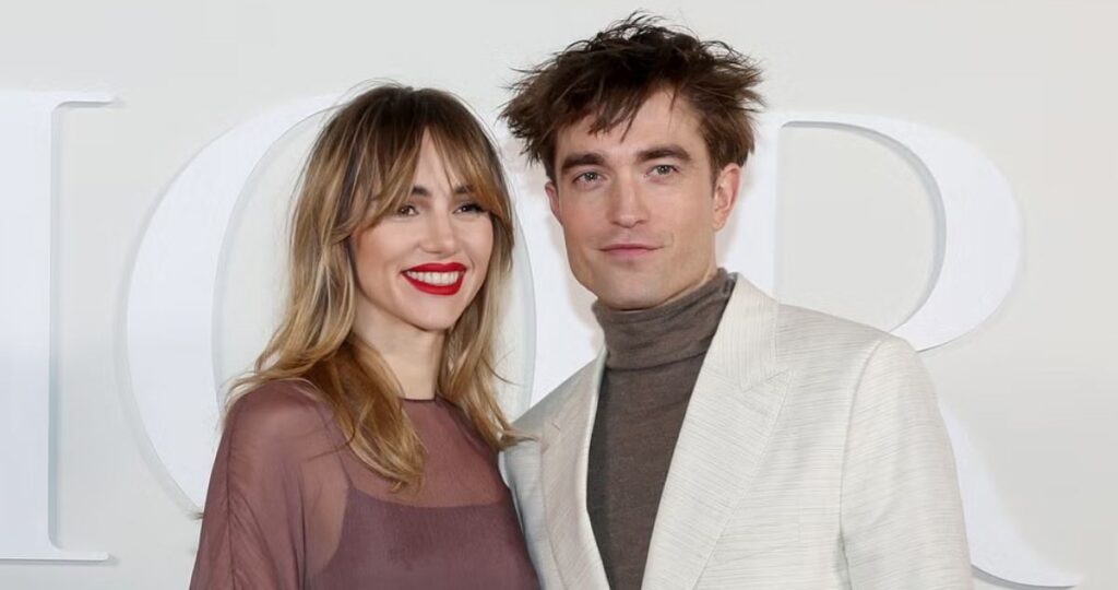 Suki Waterhouse and Robert Pattinson