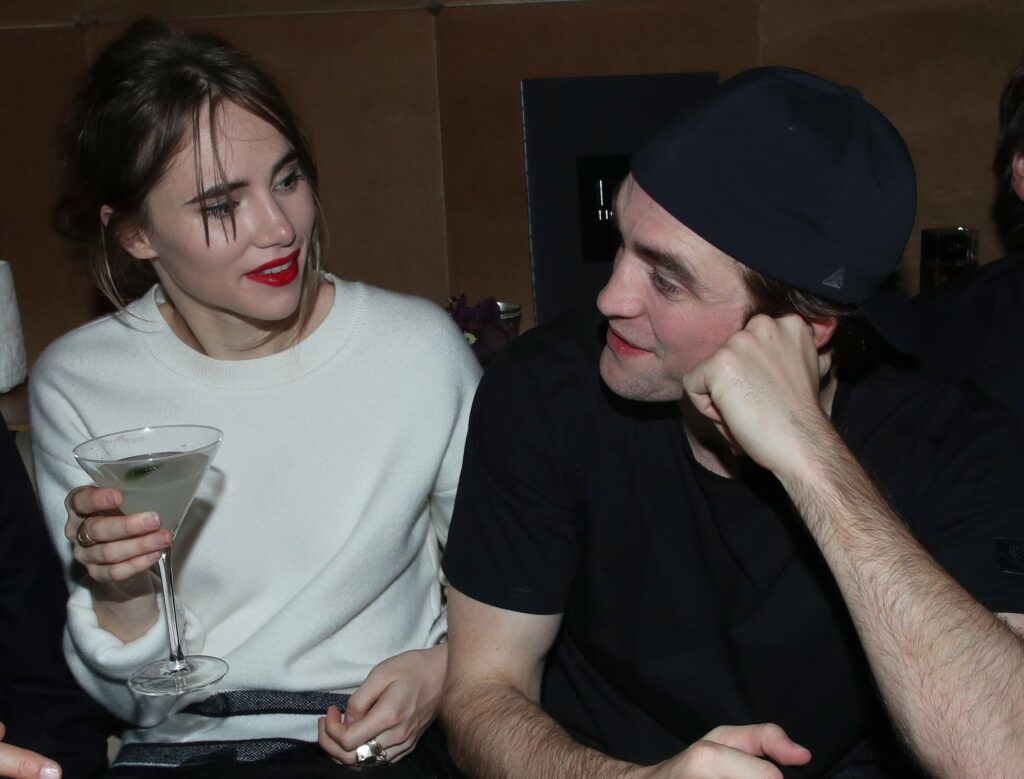 Suki Waterhouse and Robert Pattinson