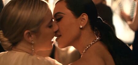Kim Kardashian Kiss at Oscars